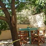 Apart Otel Anna Patitiri