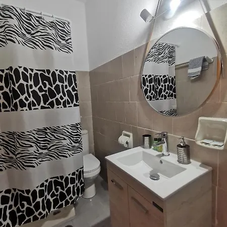 Aparthotel Anna 3*