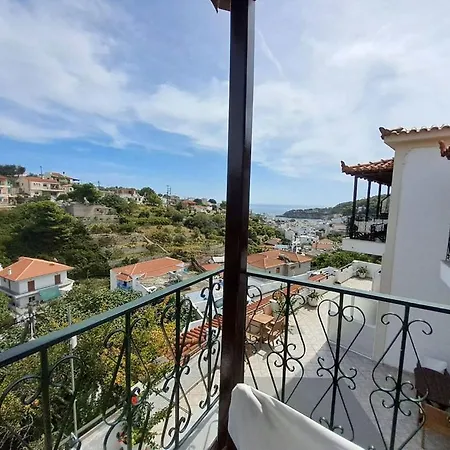 Anna Aparthotel 3*